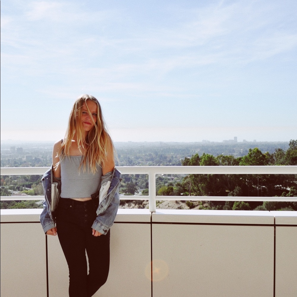 Meet your Posher, Hailey